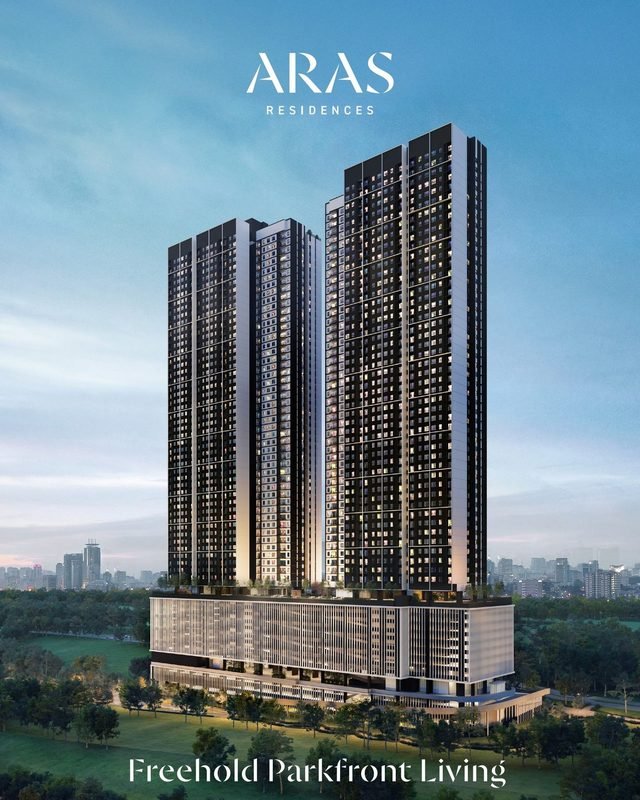 Aras Residences twin towers at WCity OUG facing the park